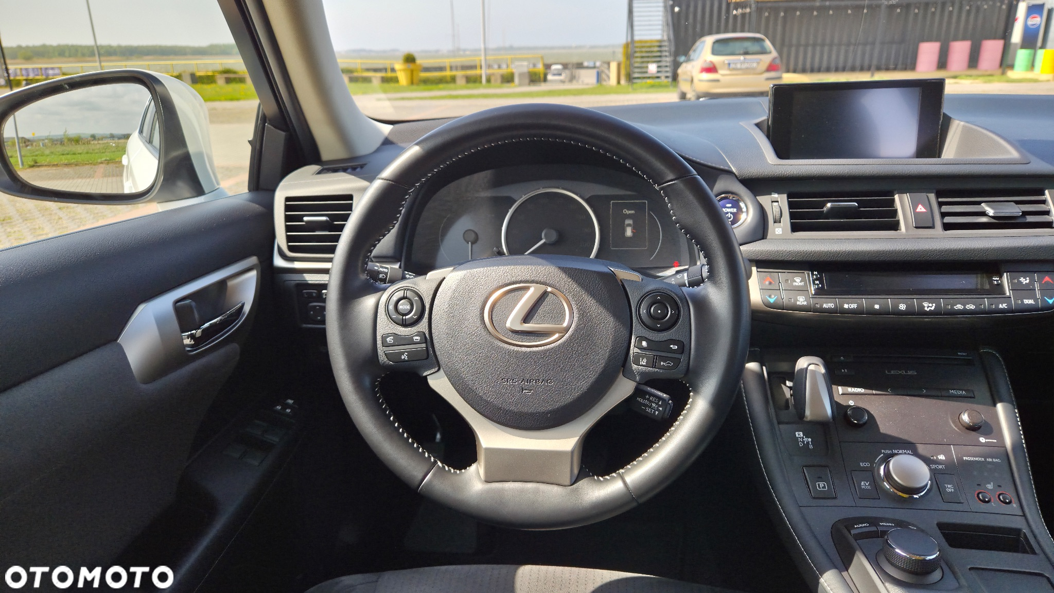 Lexus CT 200h Business Edition - 23
