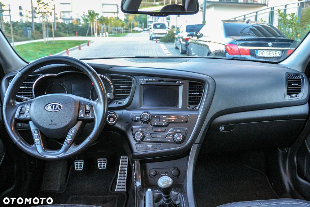 Kia Optima - 10