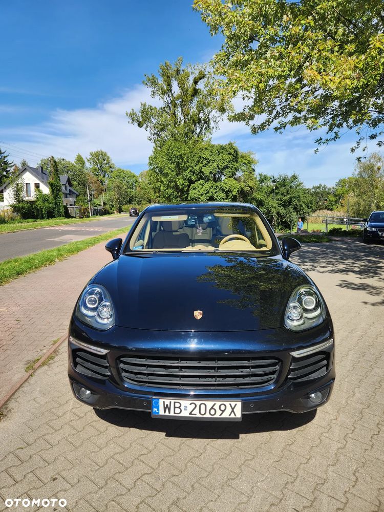 Porsche Cayenne S E-Hybrid - 3