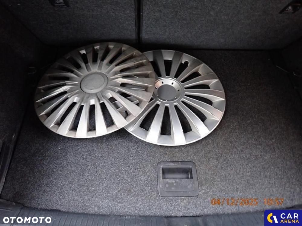 Volkswagen Polo - 24