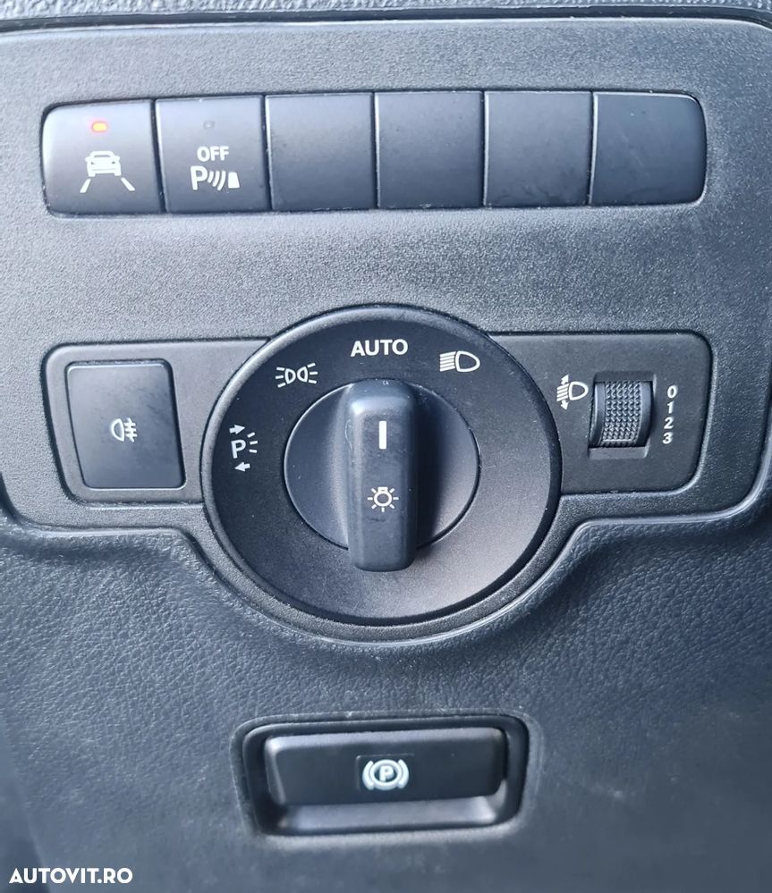 Mercedes-Benz Vito 110 CDI BLUETEC - 12