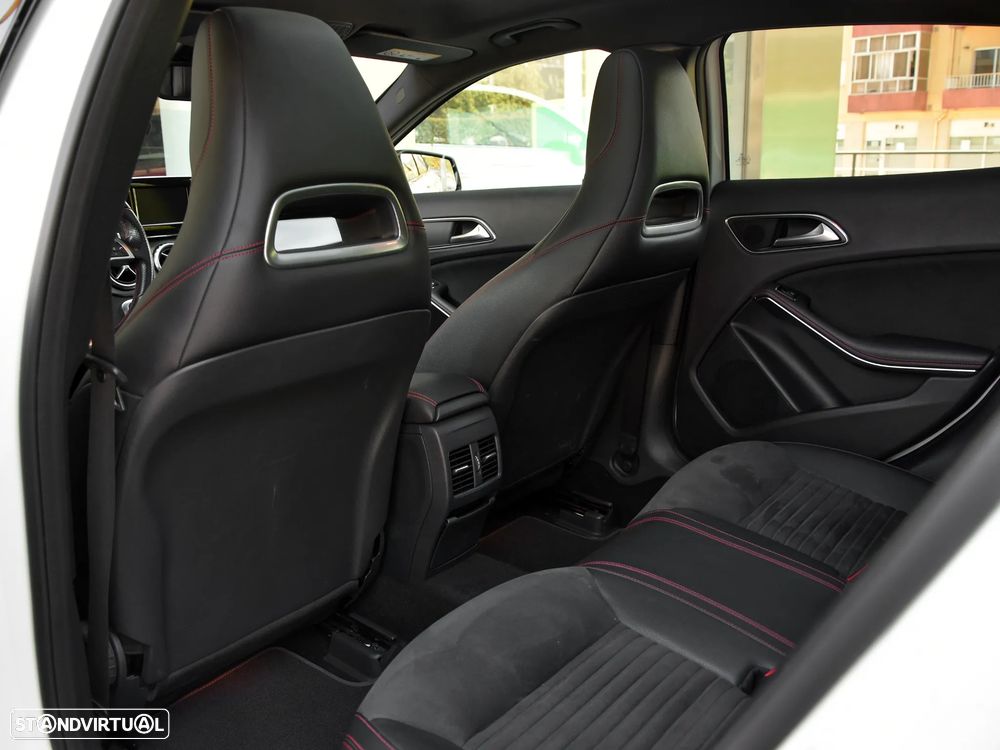 Mercedes-Benz GLA 200 (CDI) d 7G-DCT AMG Line - 20