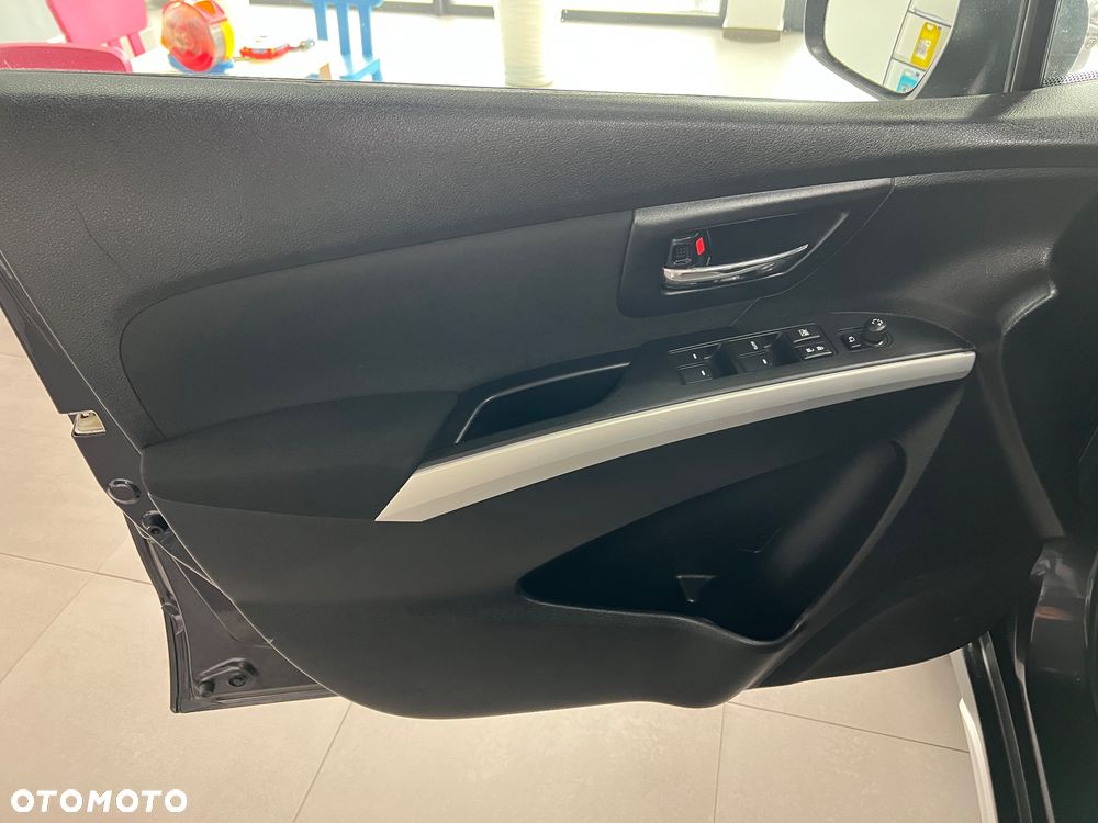 Suzuki SX4 S-Cross - 22
