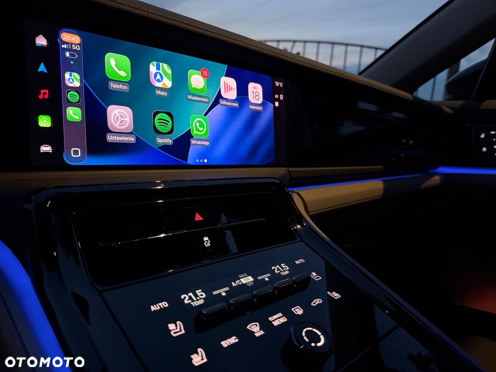 Porsche Panamera 4 - 16
