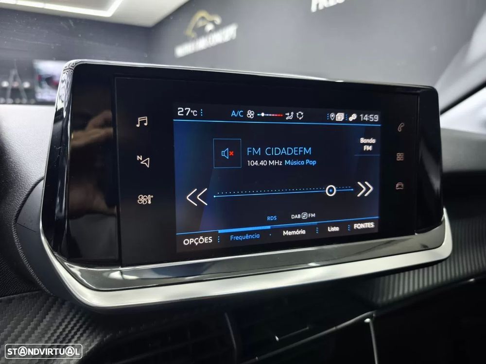 Peugeot 208 1.2 PureTech Allure Pack EAT8 - 31