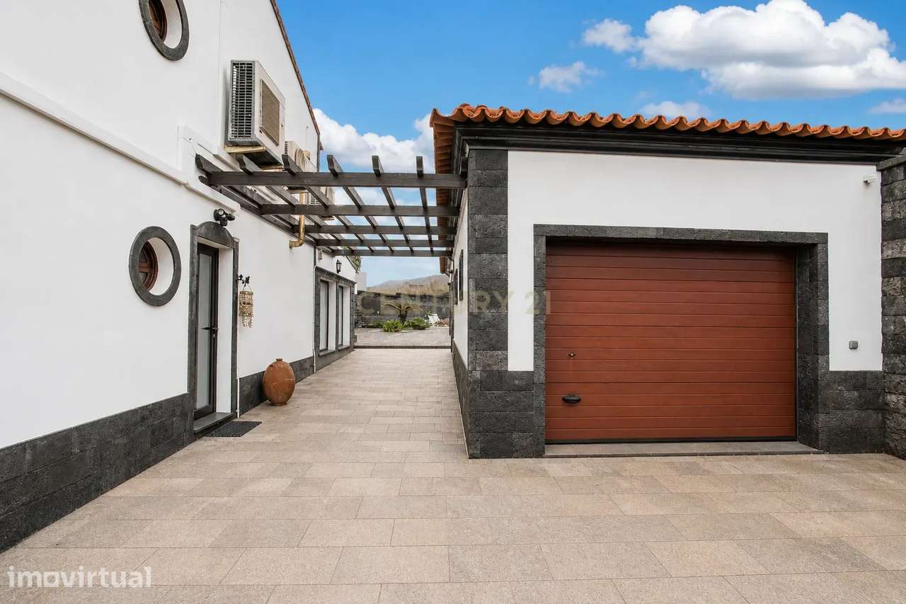 Moradia, 177 m², Mosteiros - Grande imagem: 2/58