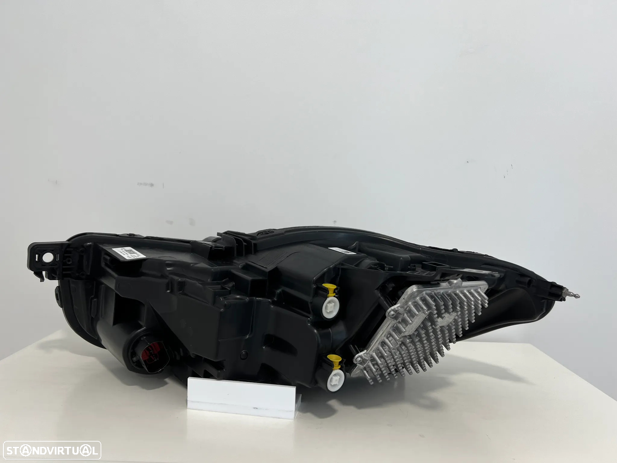 Farol Otica Jaguar XE Full LED Original Direito - 4