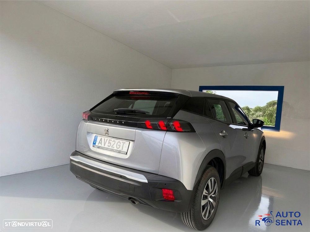 Peugeot 2008 1.2 PureTech Allure - 4