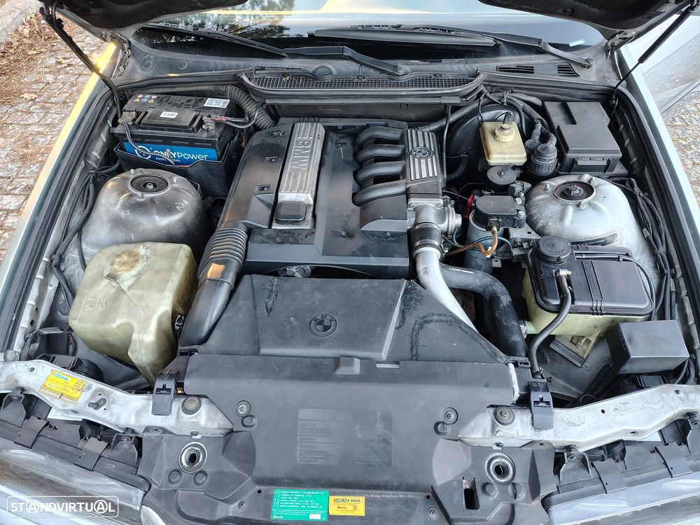 BMW 318 tds Touring - 18