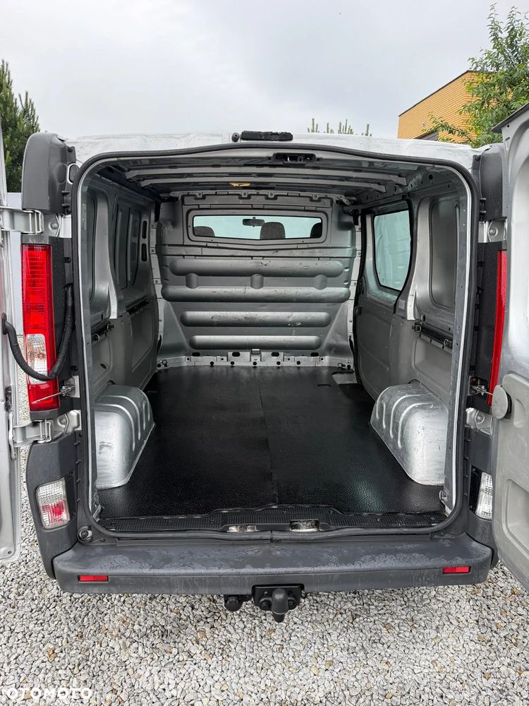 Opel Vivaro - 9