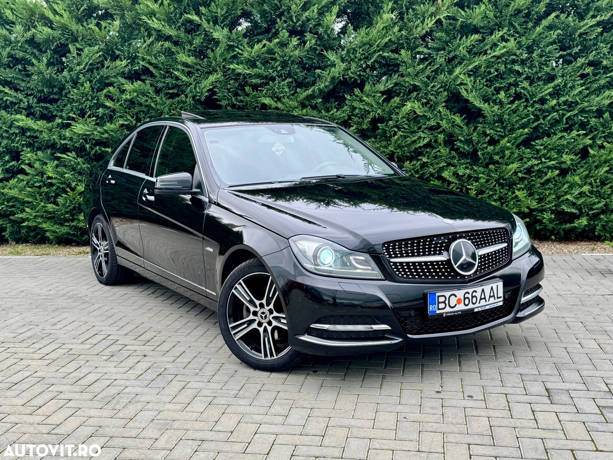 Mercedes-Benz C - 8