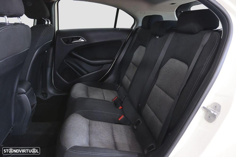 Mercedes-Benz A 180 CDi BlueEfficiency Aut. - 14