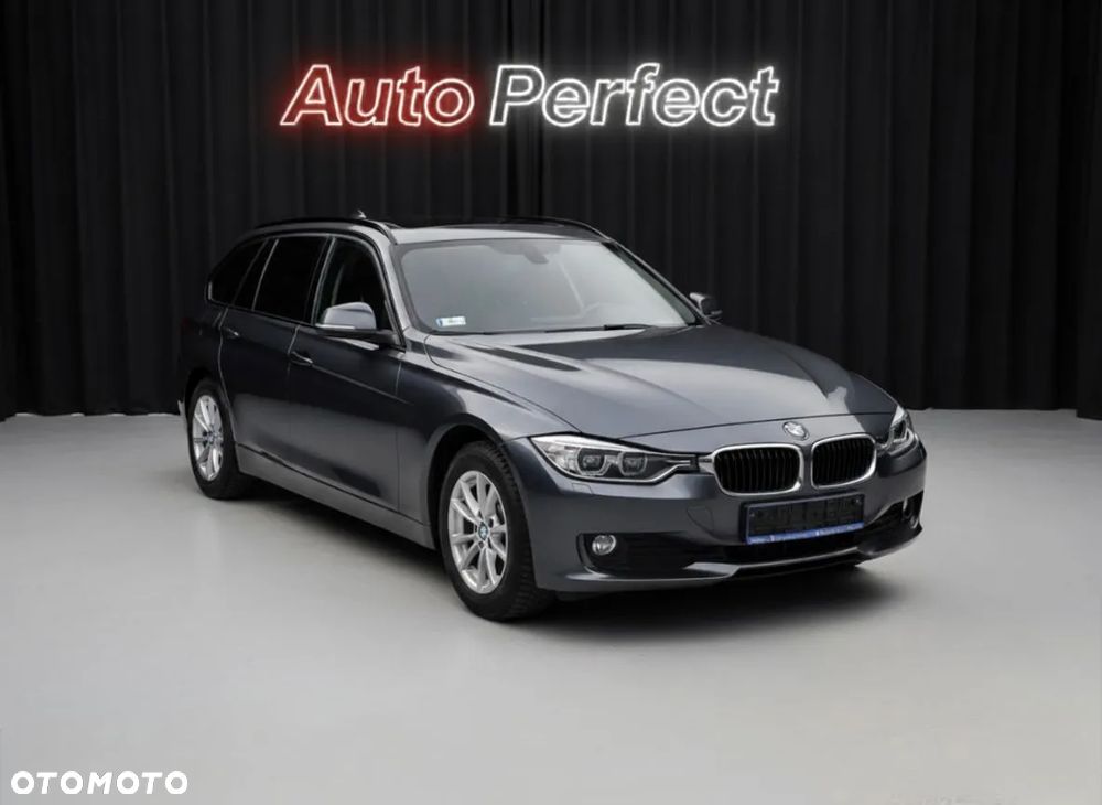 BMW Seria 3 320d Touring xDrive Luxury Line - 1