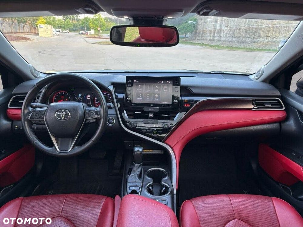 Toyota Camry 2.5 Hybrid Comfort CVT - 16