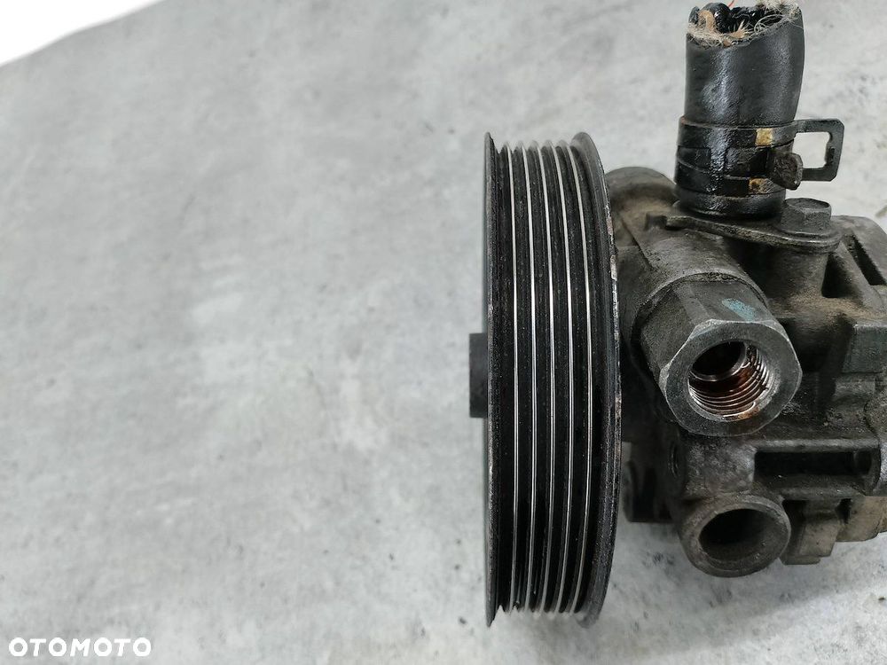 POMPA WSPOMAGANIA DODGE CALIBER 1.8 16V - 5