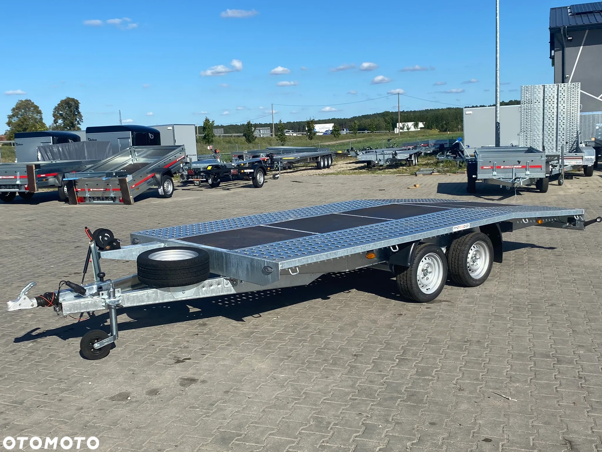 Niewiadów DOSTAWA! Laweta JUPITER wym. 450x210 Podłoga ze sklejki, najazdy, wciągarka, koło zapasowe! DMC 2700 kg Idealna do przewozu samochodów! - 4