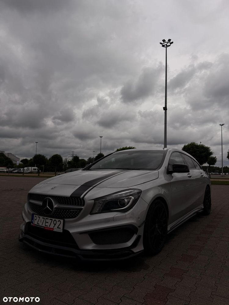 Mercedes-Benz CLA 200 7G-DCT AMG Line - 14