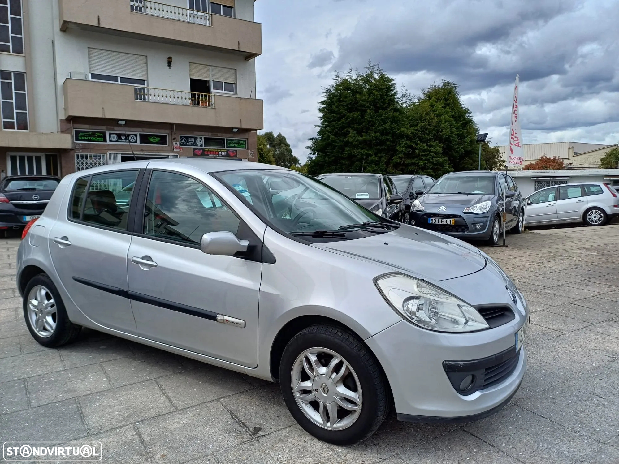 Renault Clio 1.2 16V Rip Curl - 5