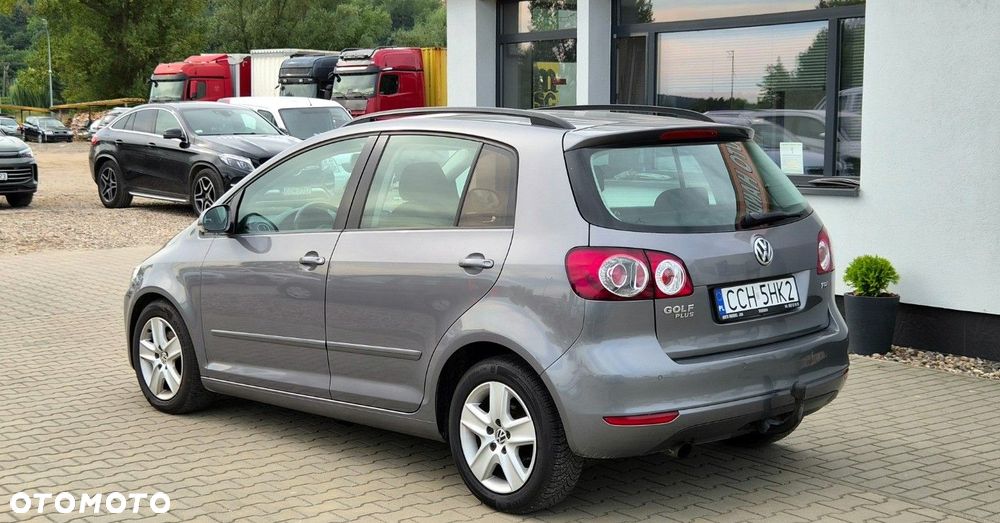 Volkswagen Golf Plus - 13