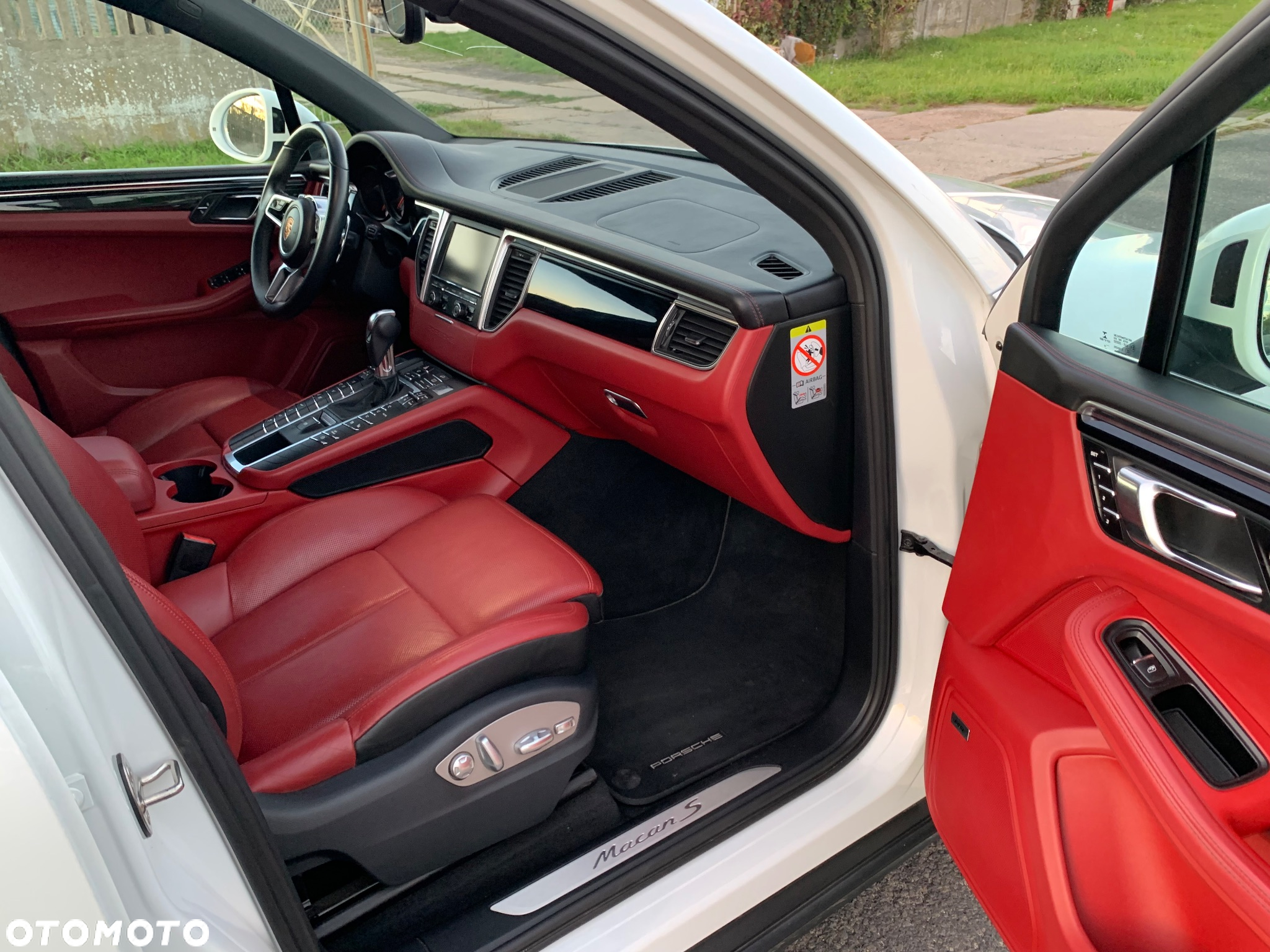 Porsche Macan S - 17