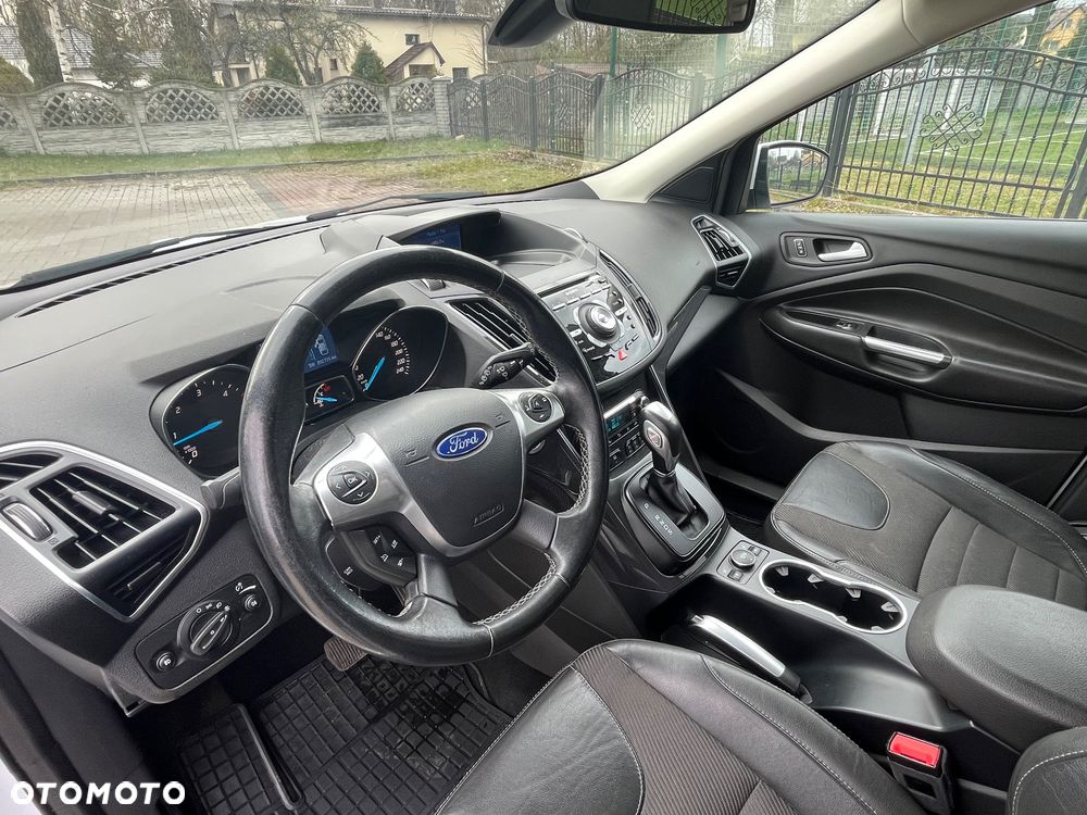 Ford Kuga 2.0 TDCi 4x4 Titanium - 9