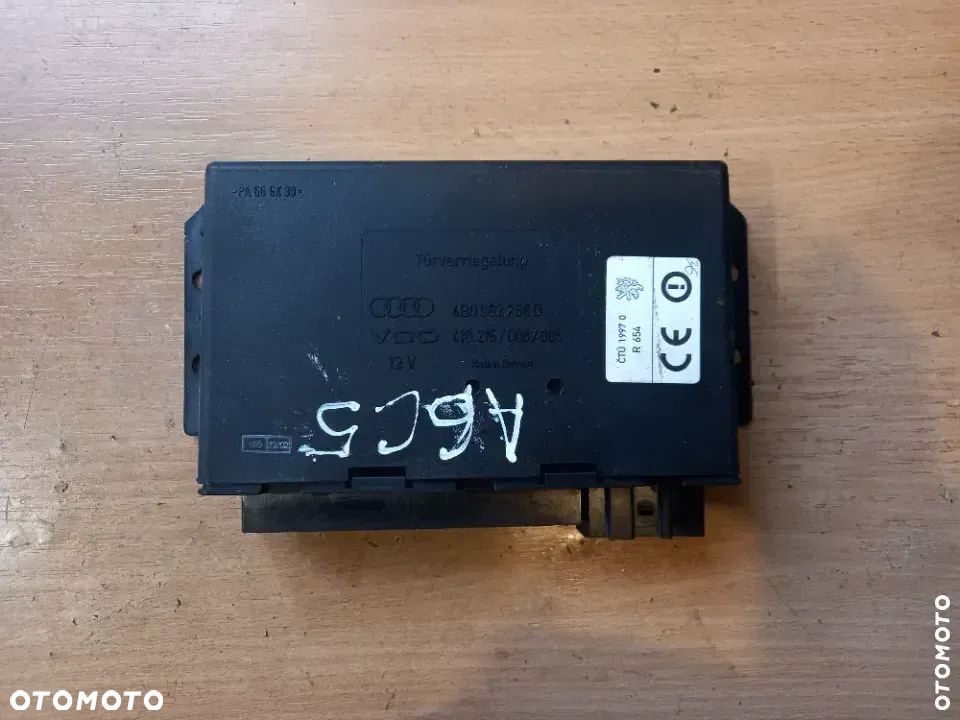 Moduł komfortu Audi A6 C5 4B0962258D - 1
