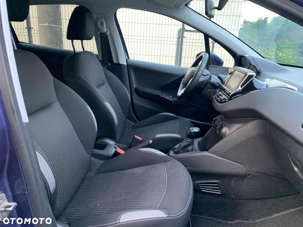 Peugeot 208 1.6 BlueHDi Active S&S - 28