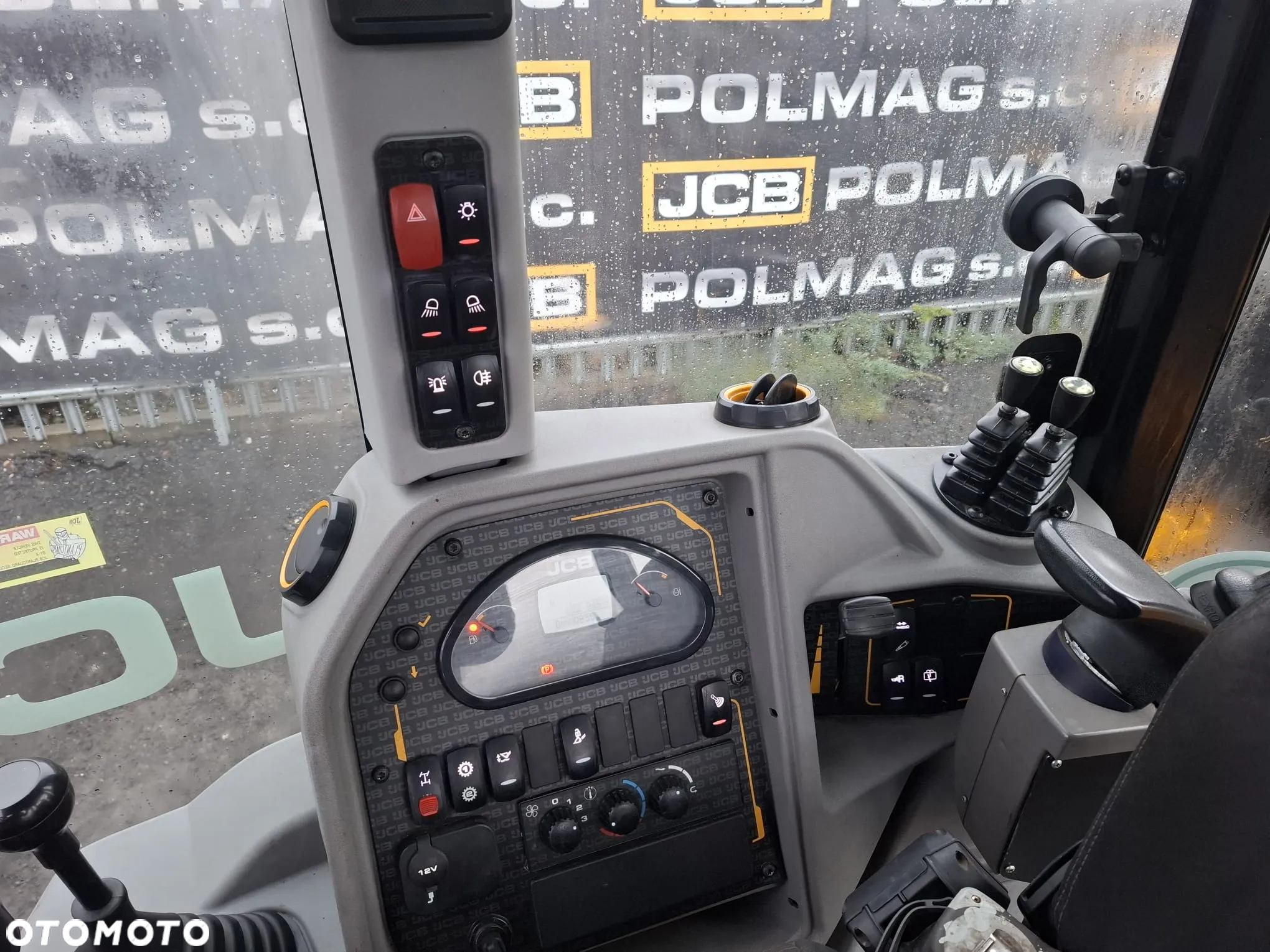 JCB 3CX - 13