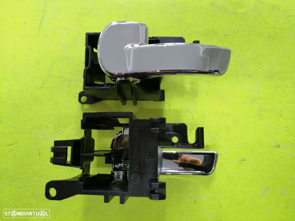 Punhos cromados interiores das portas Nissan Navara D40 NOVOS - 2