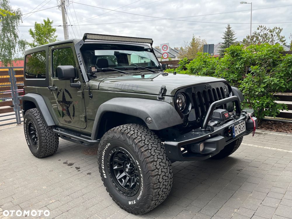 Jeep Wrangler - 1