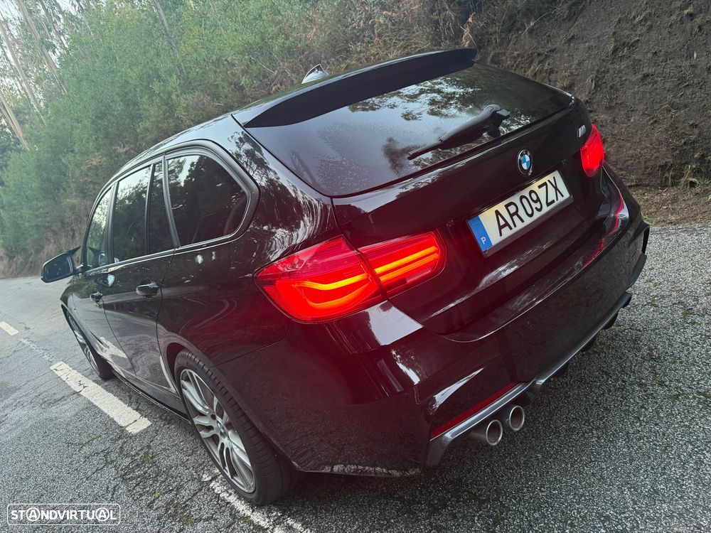 BMW 320 d Touring xDrive Auto - 12