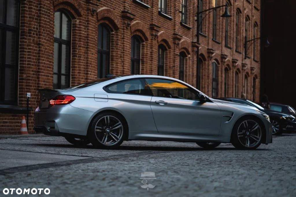 BMW M4 DKG - 5