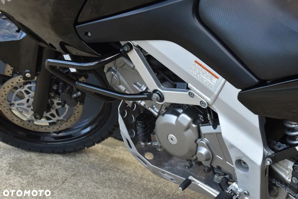Suzuki V-STROM - 19