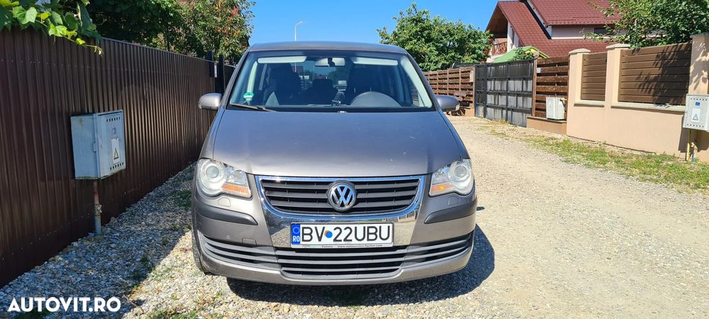 Volkswagen Touran 1.9 TDI DPF Conceptline - 2
