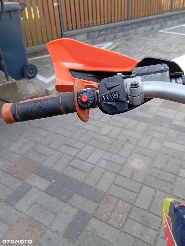 KTM SXF - 7