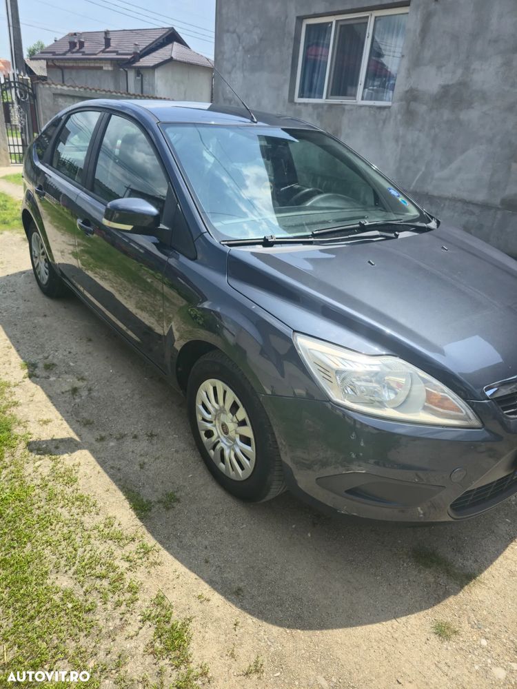 Ford Focus 1.6 Ghia - 1