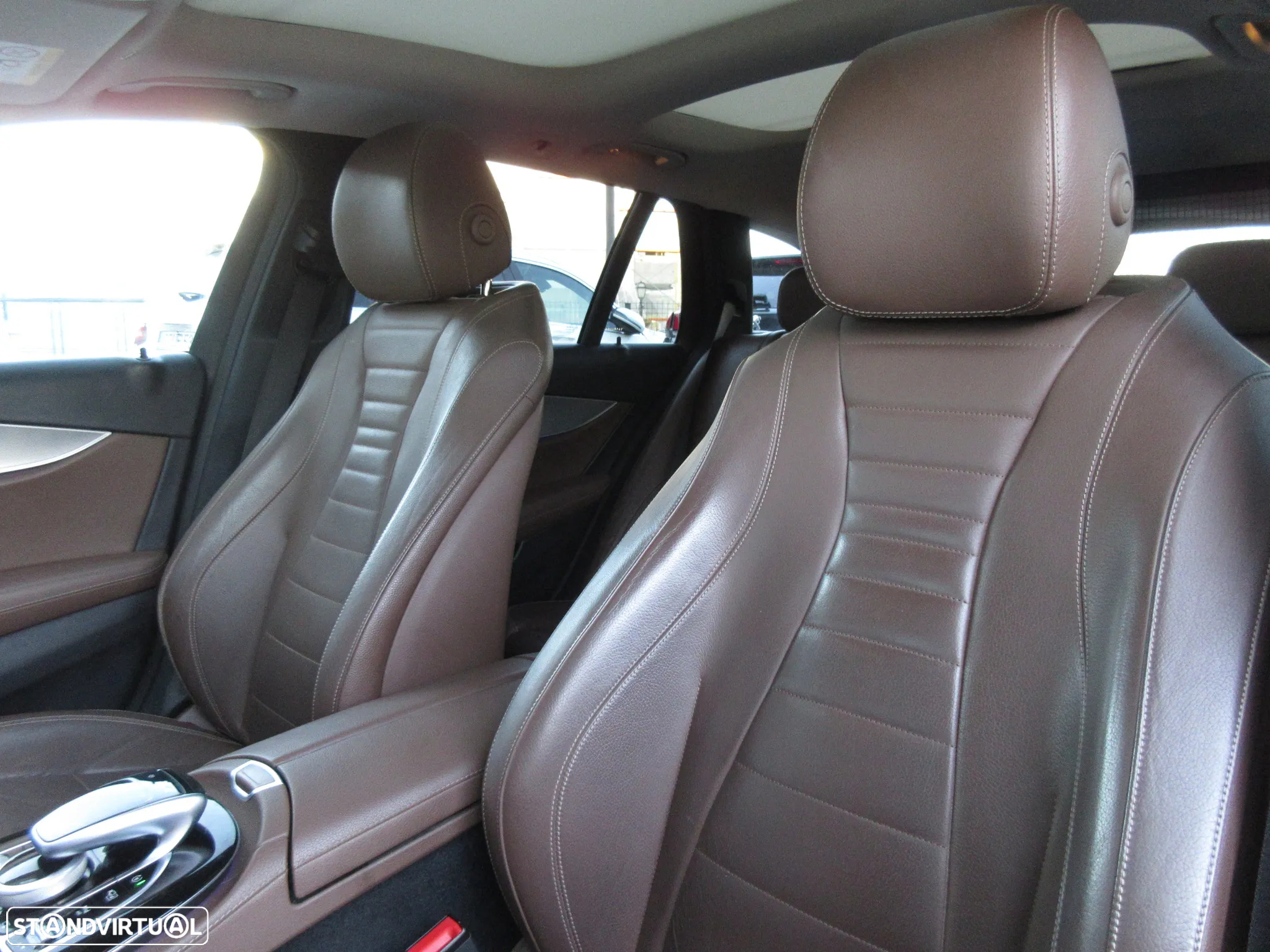 Mercedes-Benz E 200 - 28
