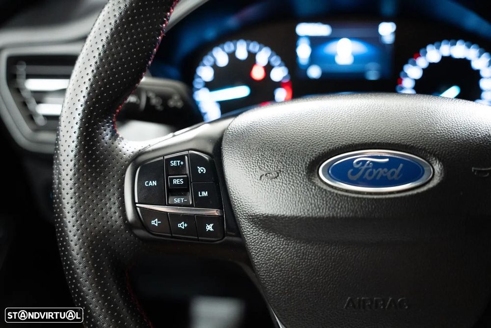 Ford Focus SW 1.0 EcoBoost MHEV ST-Line - 14