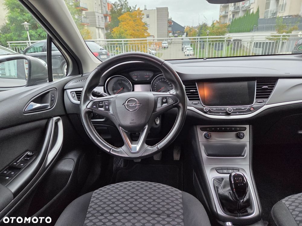 Opel Astra IV 1.6 CDTI Enjoy - 11