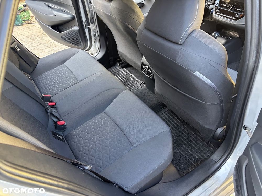 Toyota Corolla 1.8 Hybrid Comfort - 16