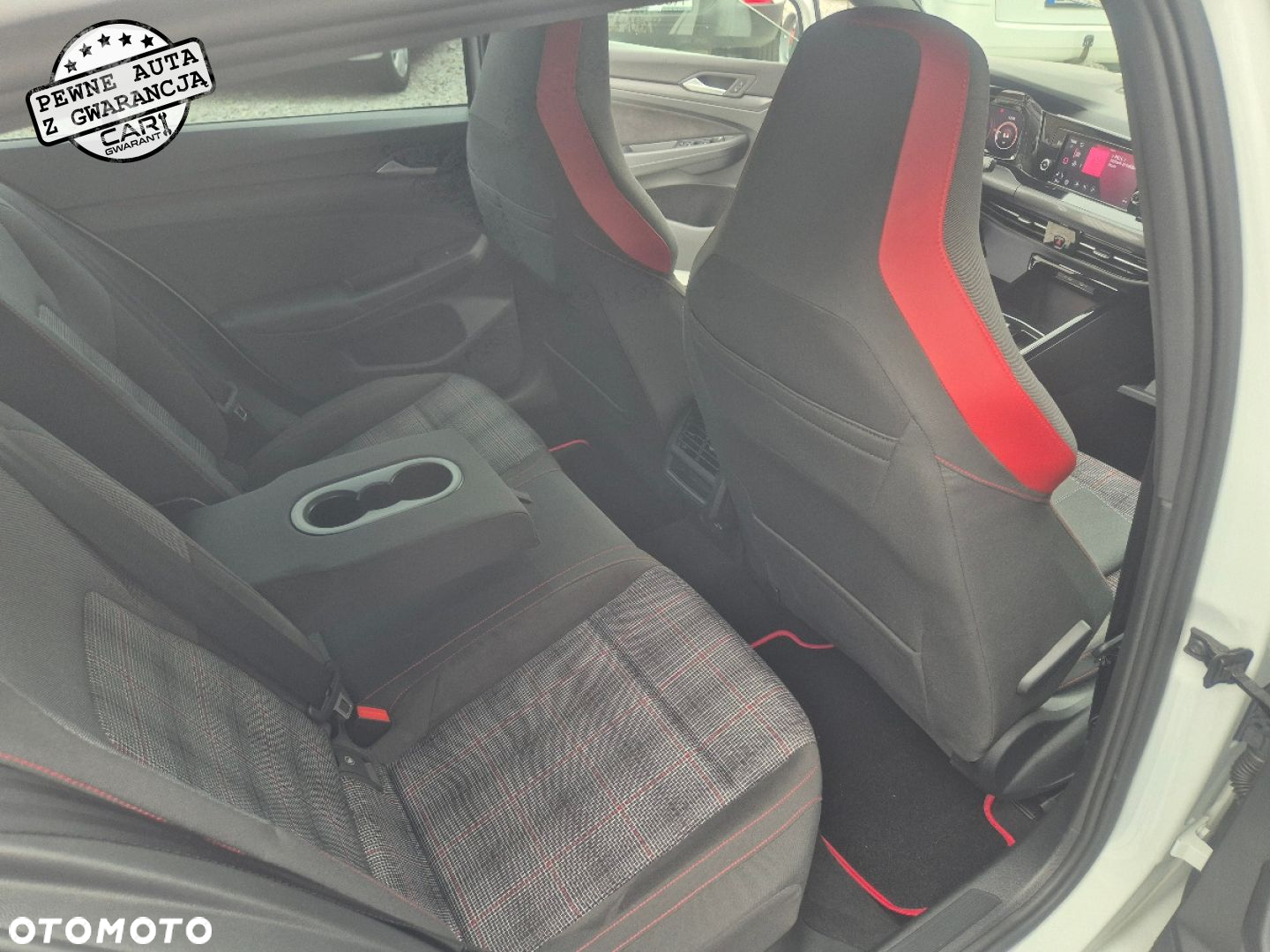 Volkswagen Golf - 25