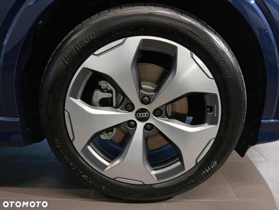 Audi Q4 e-tron - 12