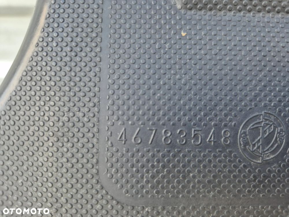 Obudowa filtra powietrza Fiat Tipo 500L 1,4 16V 46783548 - 6