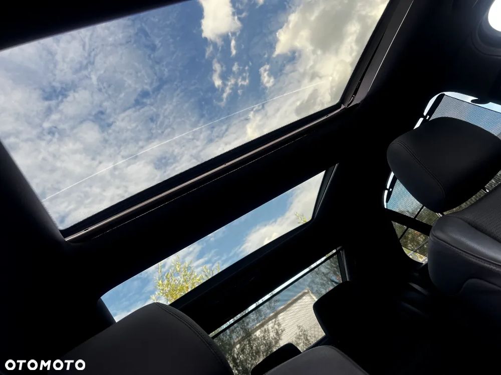 Mercedes-Benz Klasa E 63 AMG - 26