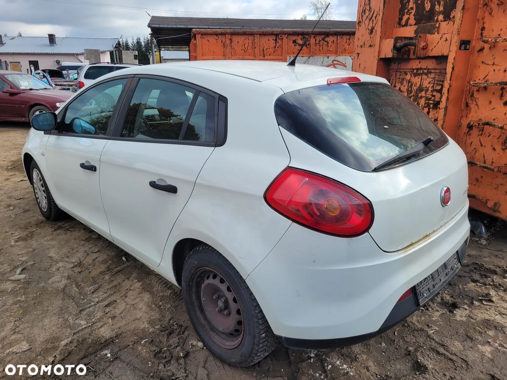 fiat bravo maska zderzak lampa grill błotnik drzwi zbiornik paliwa szyba lusterko klamka klapa cwiartka - 3