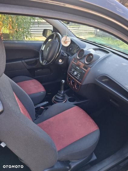Ford Fiesta 1.3 - 3