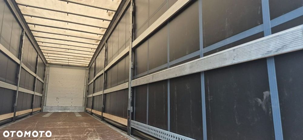 Schmitz Cargobull Mega Firana, Oś podnoszona - 22