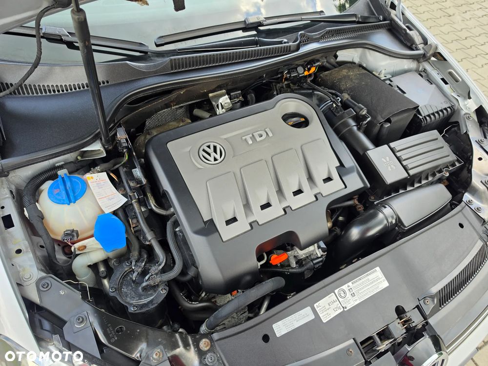 Volkswagen Golf - 37