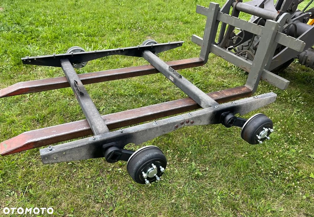 KOMPLET DWIE JAK NOWE OSIE HAMOWANE OŚ HAMOWANA 2x 1350KG DO LAWETY PRZYCZEPY KNOTT VGB 13 5x112 ZREGENEROWANE - 1