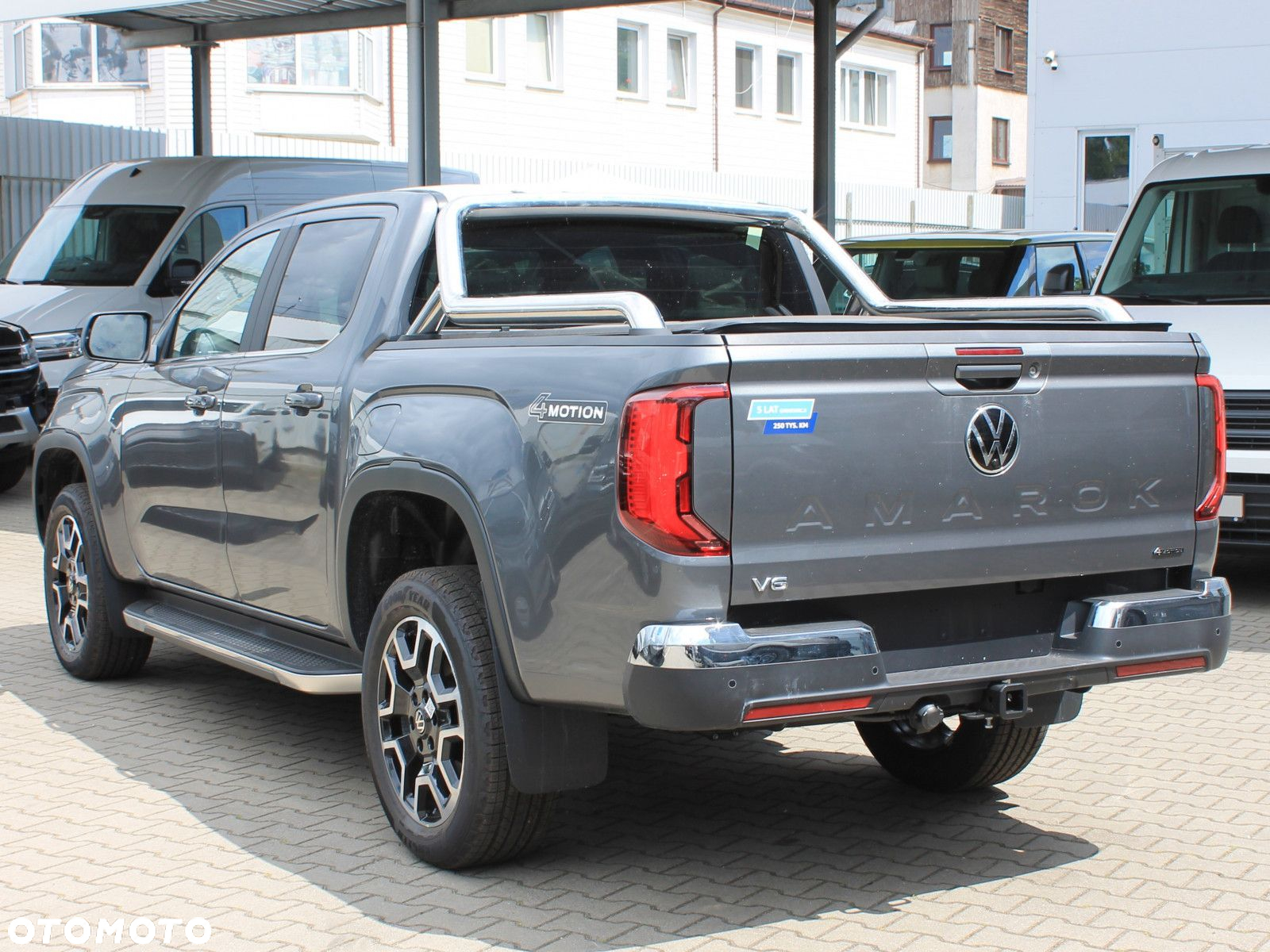 Volkswagen Amarok - 8